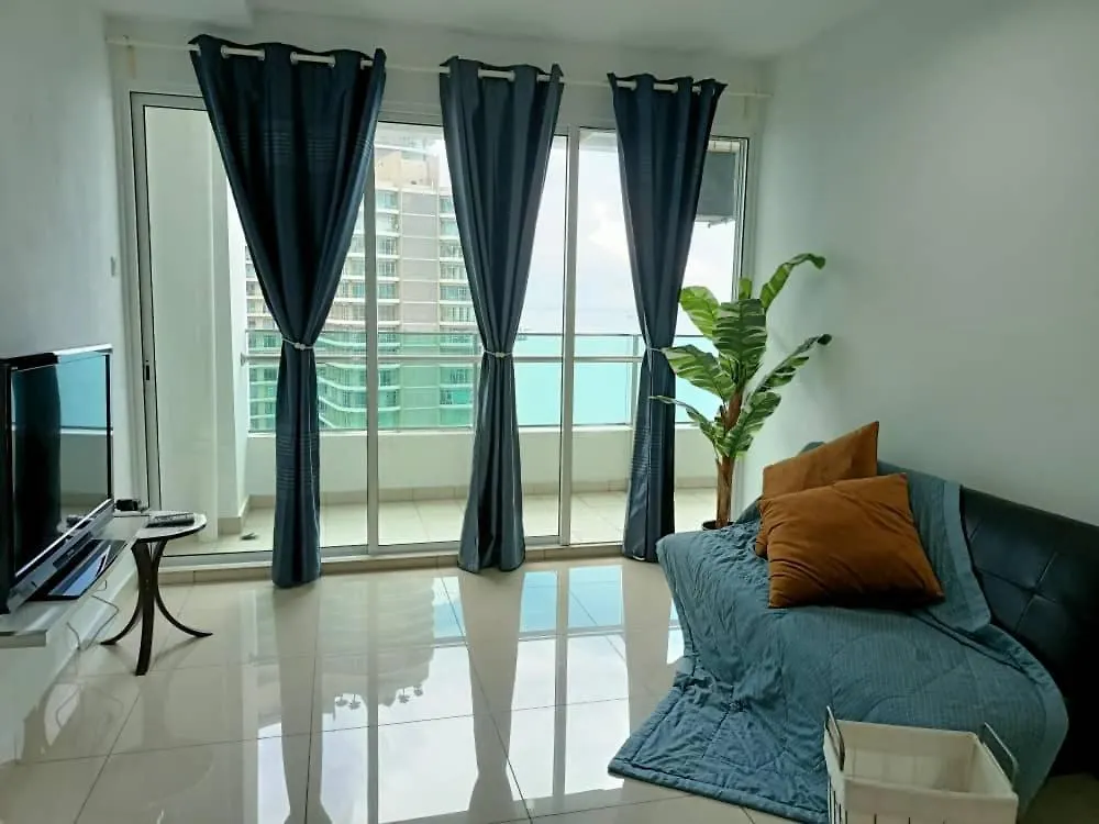 Family Suites At Mansion One By Maj George Town Apartment