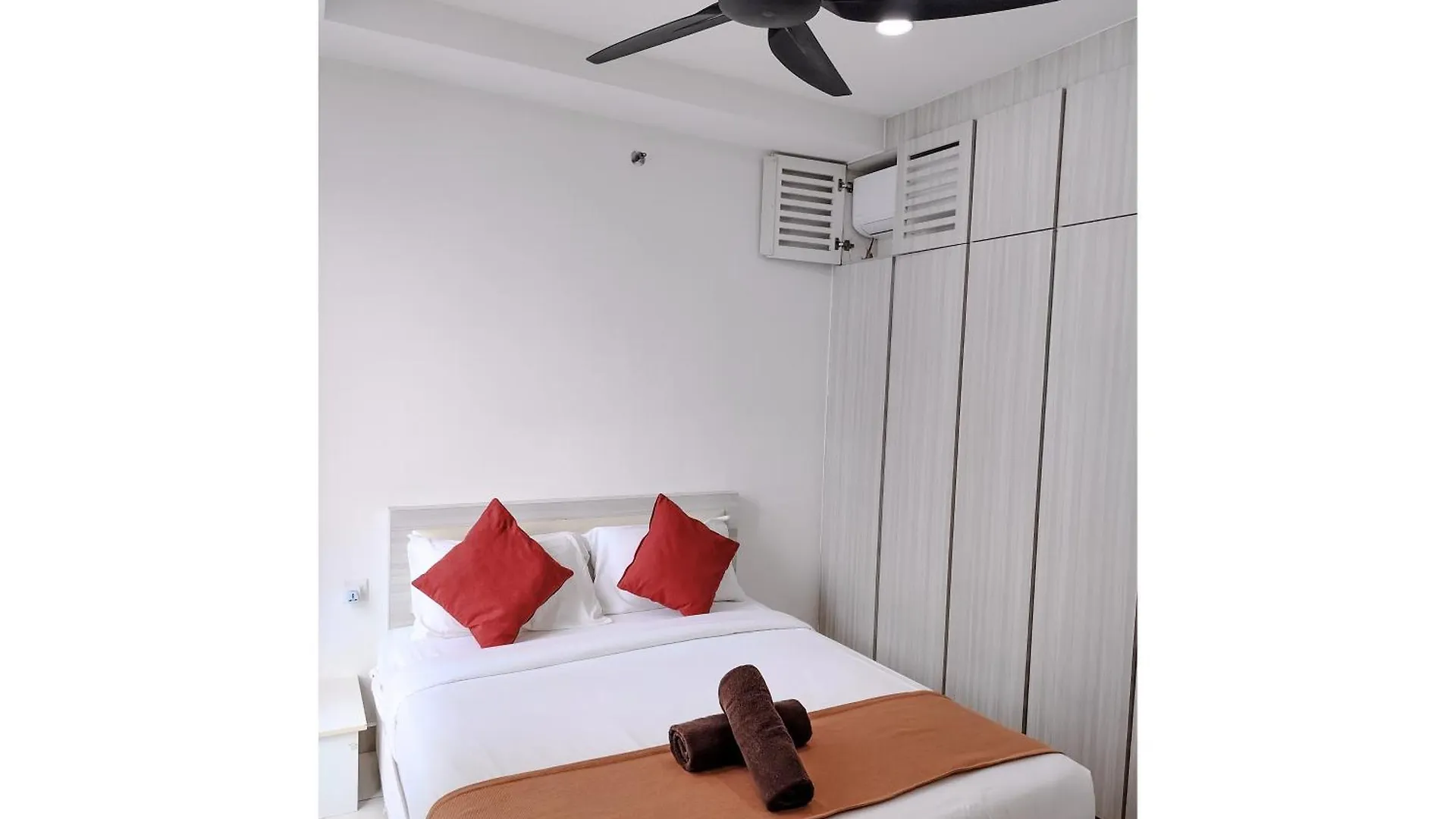 Family Suites At Mansion One By Maj George Town